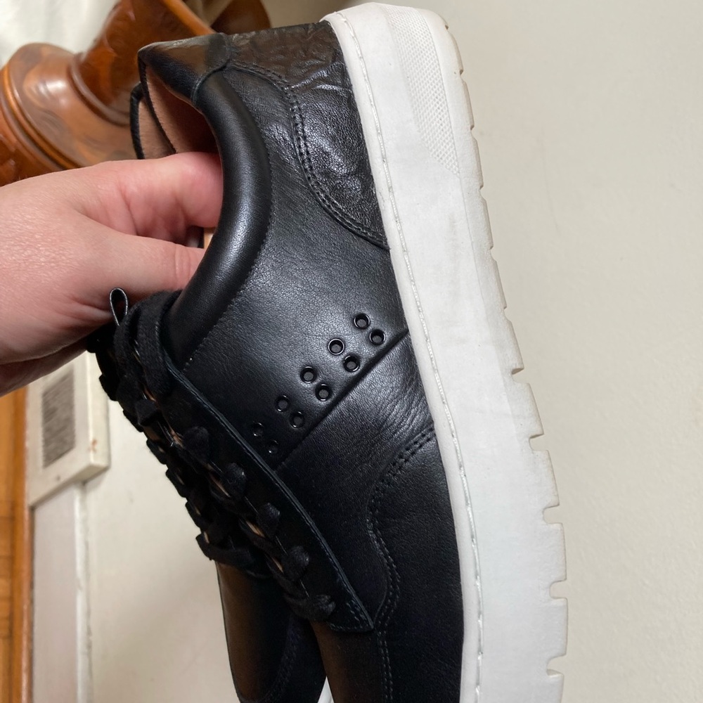 Vionic Abys Ysenia sneaker 8.5